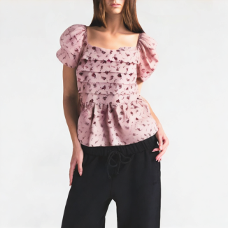 Summer Temperament Age-Reducing Floral Short Sleeves