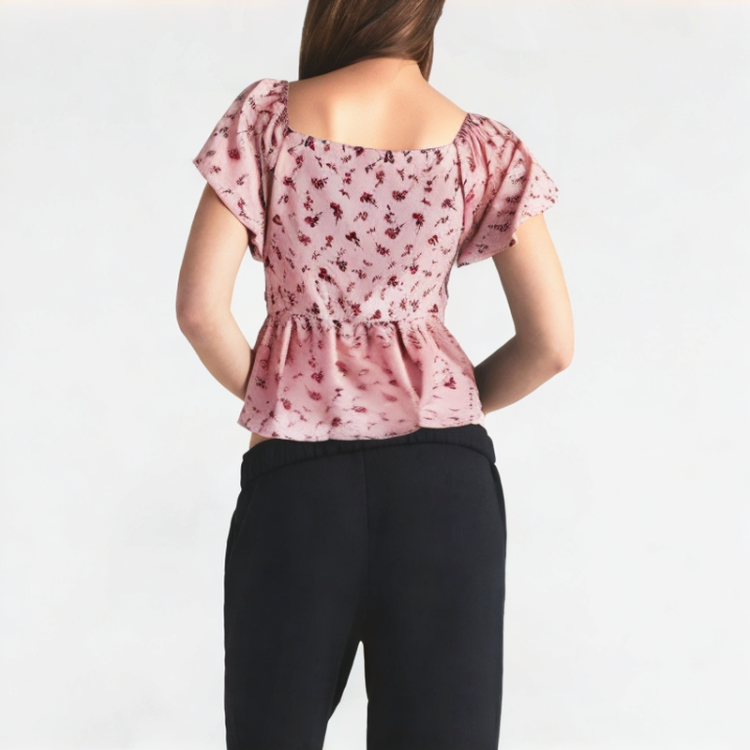 Summer Temperament Age-Reducing Floral Short Sleeves